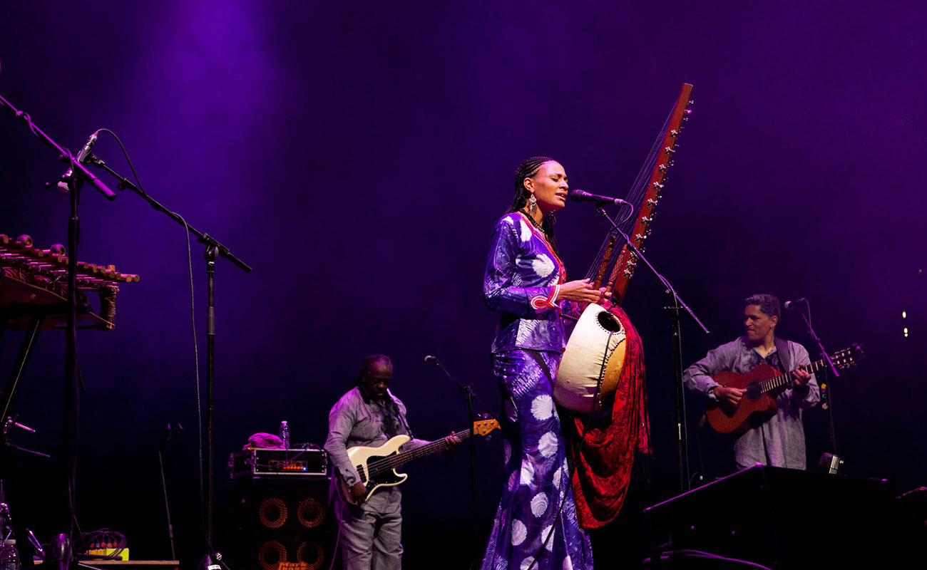 Sona Jobarteh performing with her band